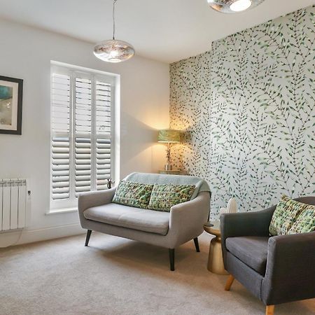 Апартаменты 3, Gainsborough House Челтенхам Экстерьер фото